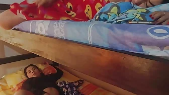 Beautiful girls having lesbian sex to get rid of the fever - Porn in Spanish