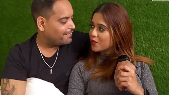 Desi Girlfriend Cheated Her Boyfriend