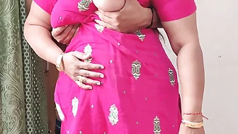 Indian Stepmom got Horny. Hindi