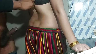 Dever se chudi pyasi Bhabi or bhujai apni pyaas Kitchen me hi chod dala