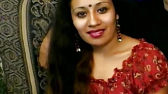 Indian floozie improves her English linguistic exercises in company of four American studs
