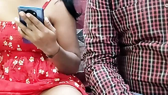 Madam ke ladaki ko chocolate dekar naukar ne choda